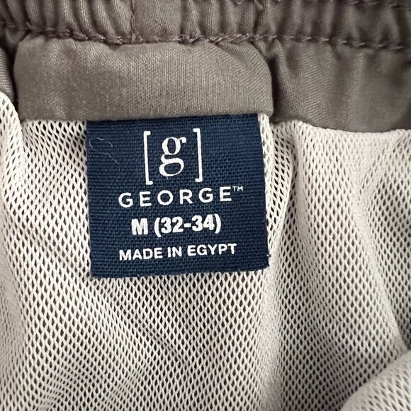 π©³ Soft Gray George Shorts - Size 32-34 | Like New, Comfy & Stylish β¨ - Picture 3 of 3